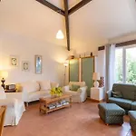Tatil Evi Daramousque Et *