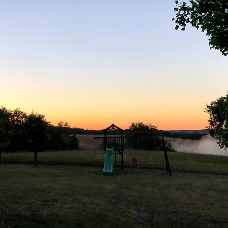 Daramousque Et بيت للعطل مونكلار دو كيارْسي