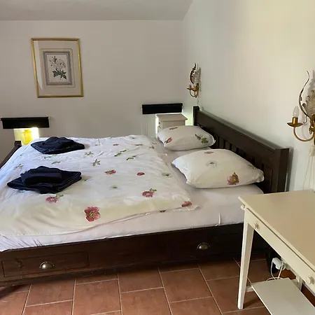 Hébergement de vacances Daramousque Et *