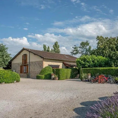 Hébergement de vacances Daramousque Et *