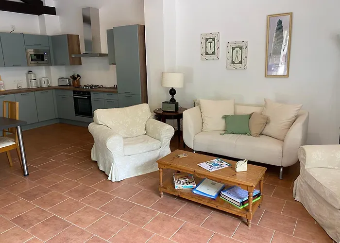 Daramousque Et مونكلار دو كيارْسي